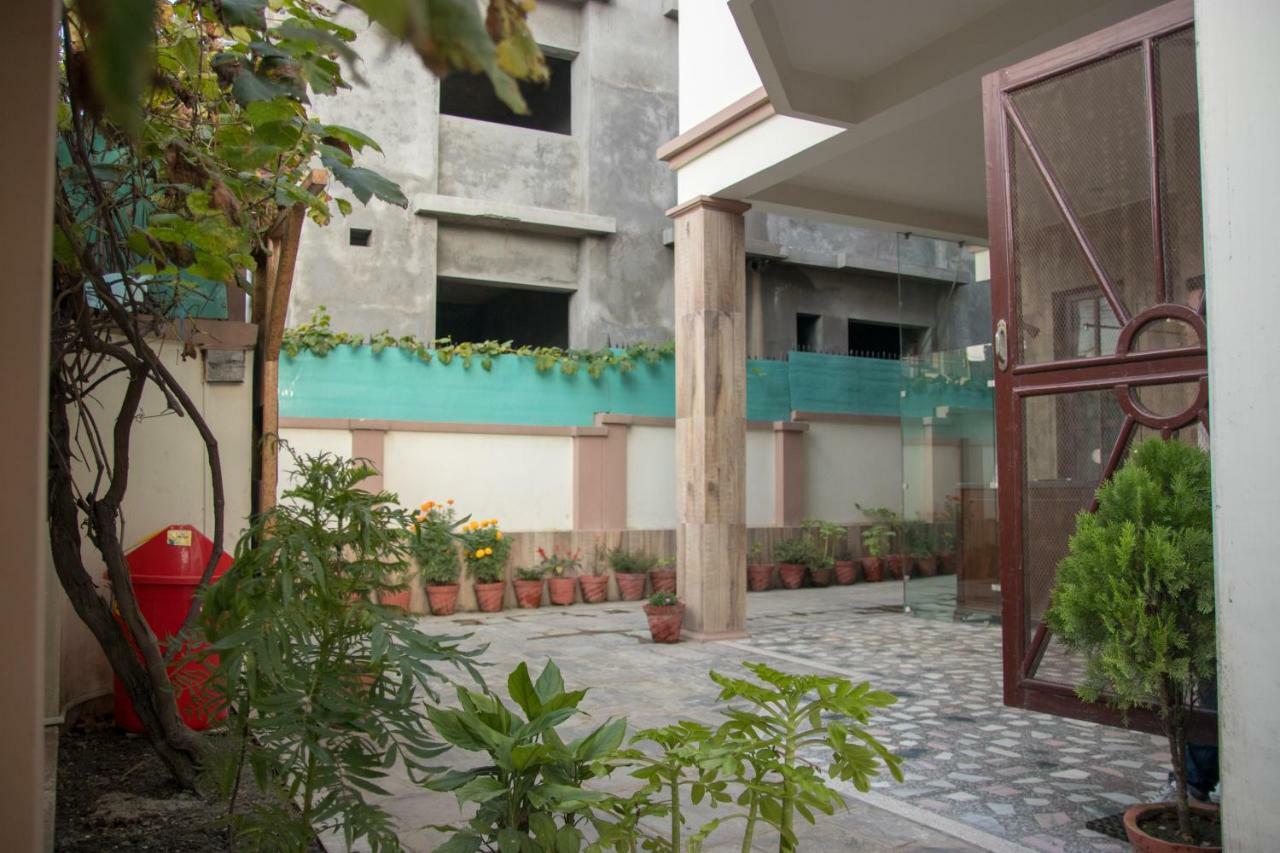 Hostmandu B&B Lalitpur Exteriör bild